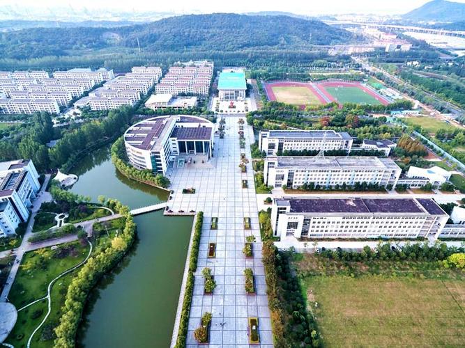 南京信息技术学院